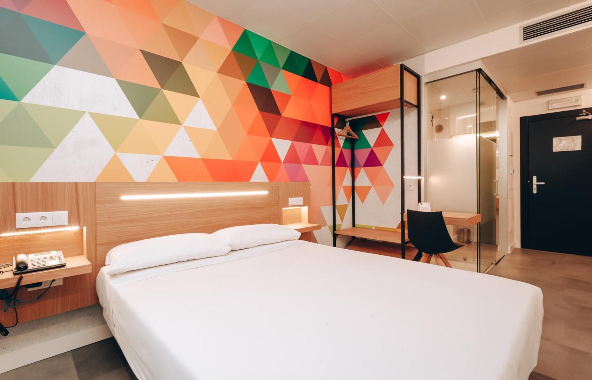 Double or Twin Room,1742778134:JPEG