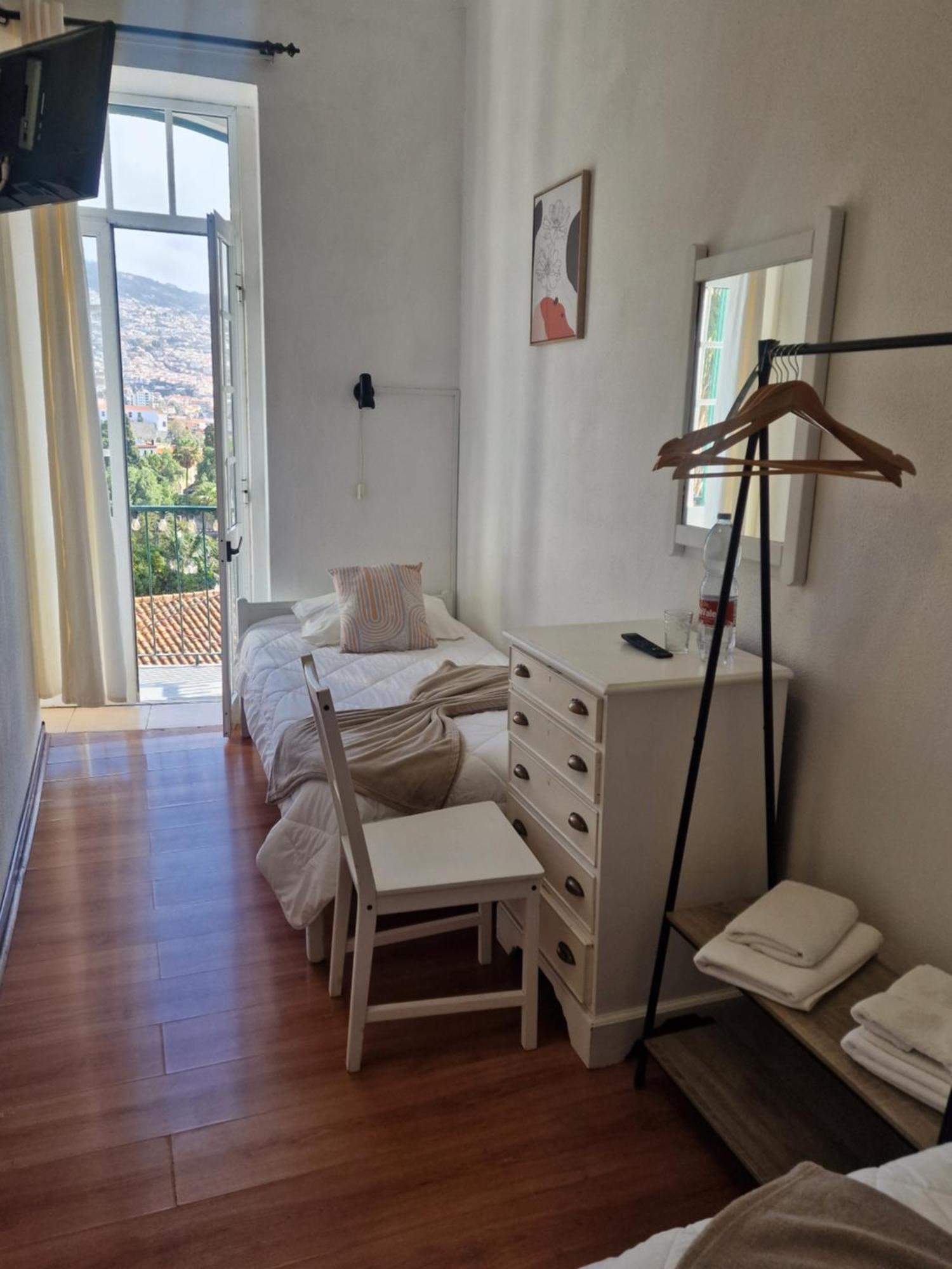 Single Room Balcony
