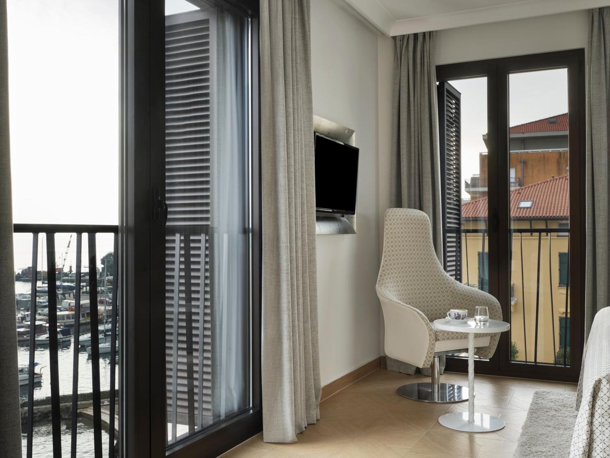 Deluxe Double or Twin Room Sea View
