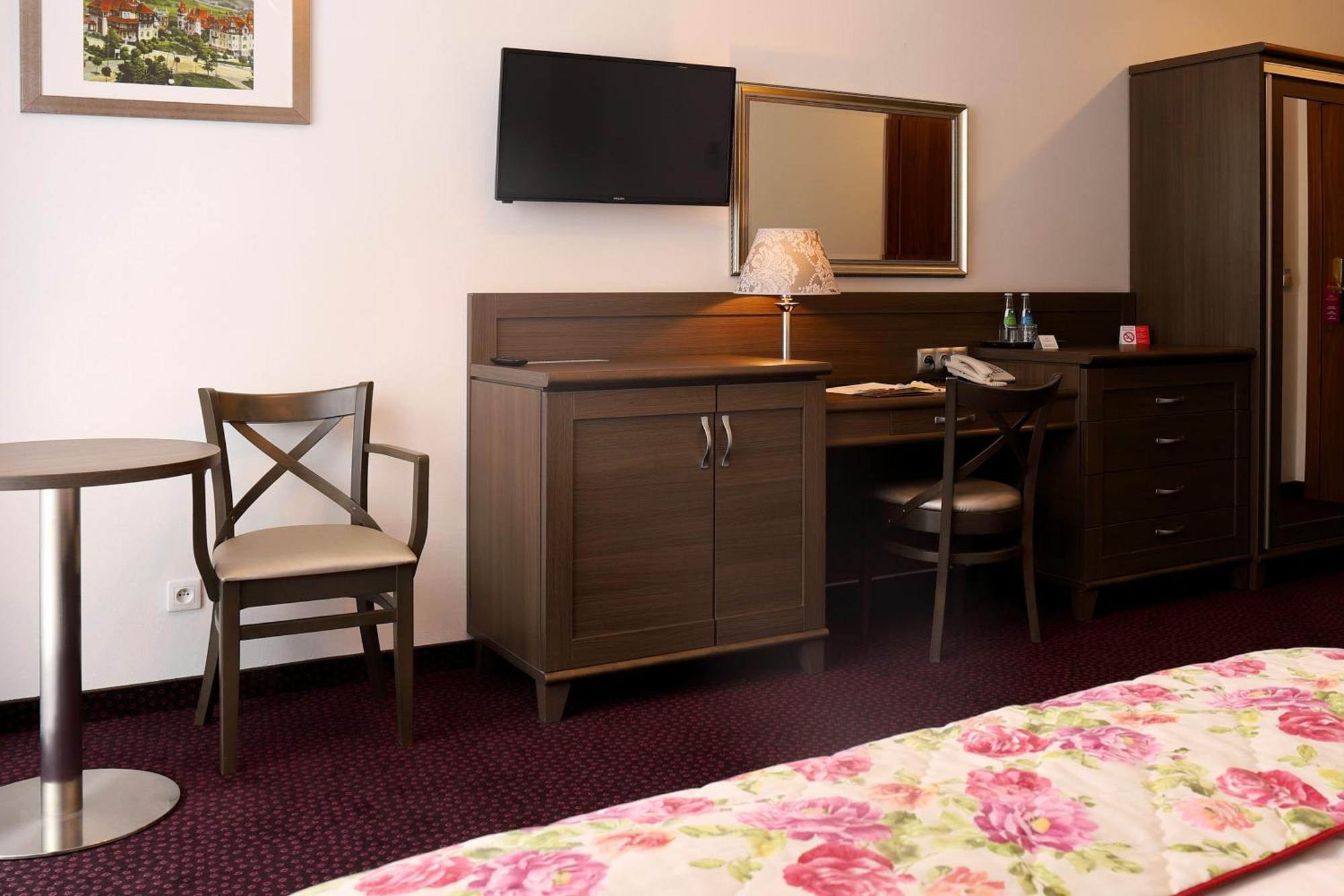 Single Room,1743034782:JPEG