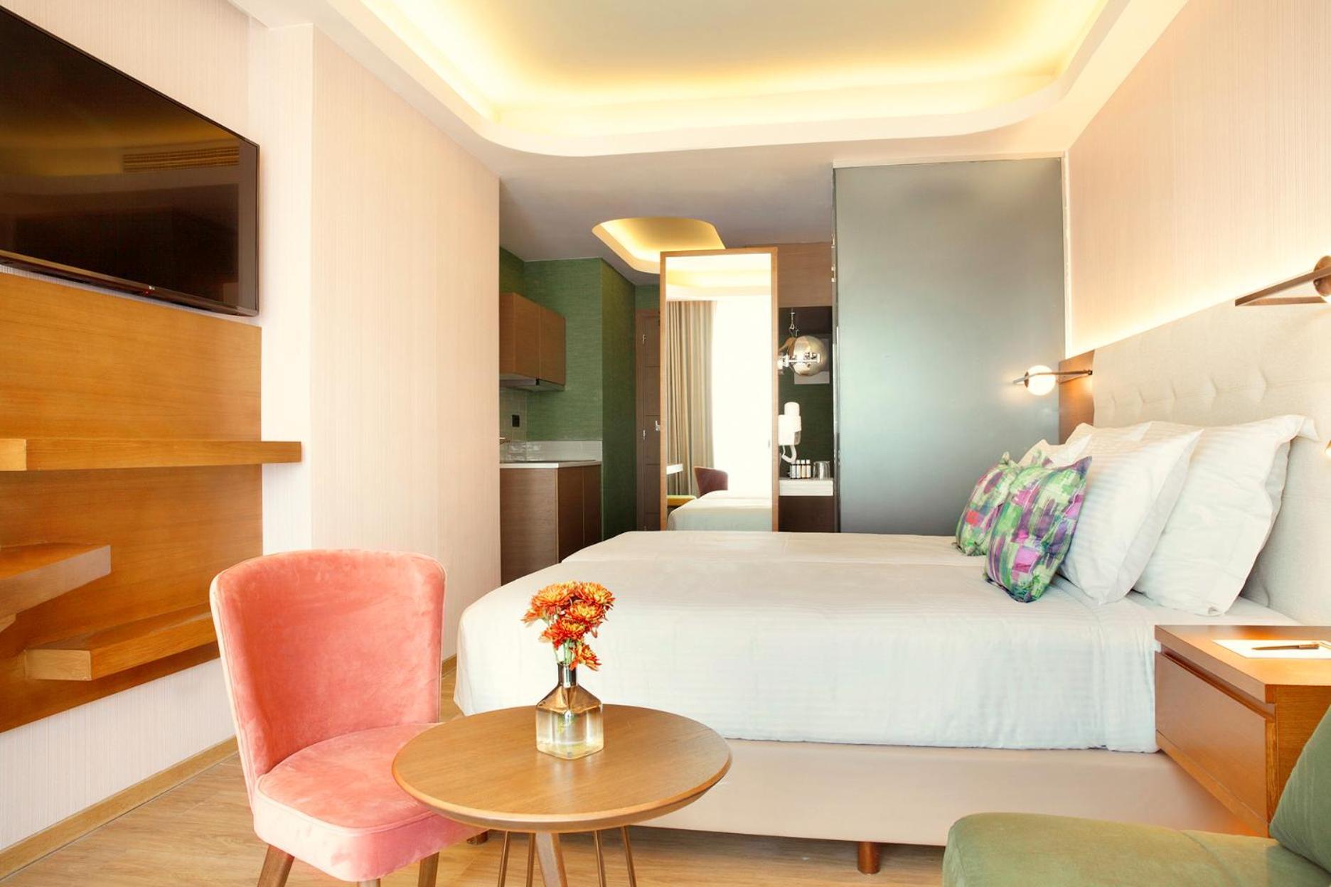 Executive Twin Room City View Non-Smoking