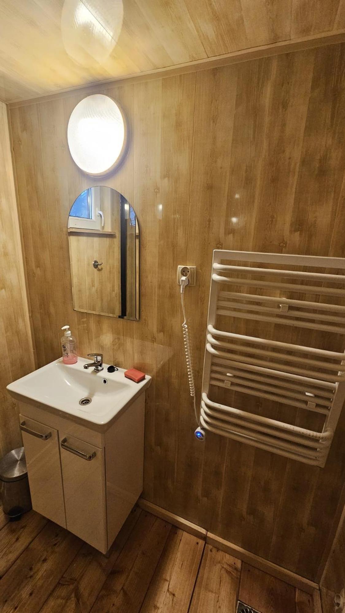 Koedukacyjny pokój wieloosobowy