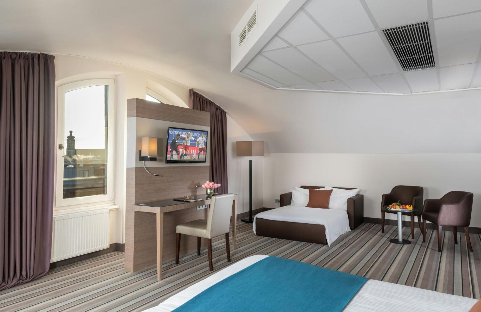 Czteroosobowy Apartament typu Junior Suite