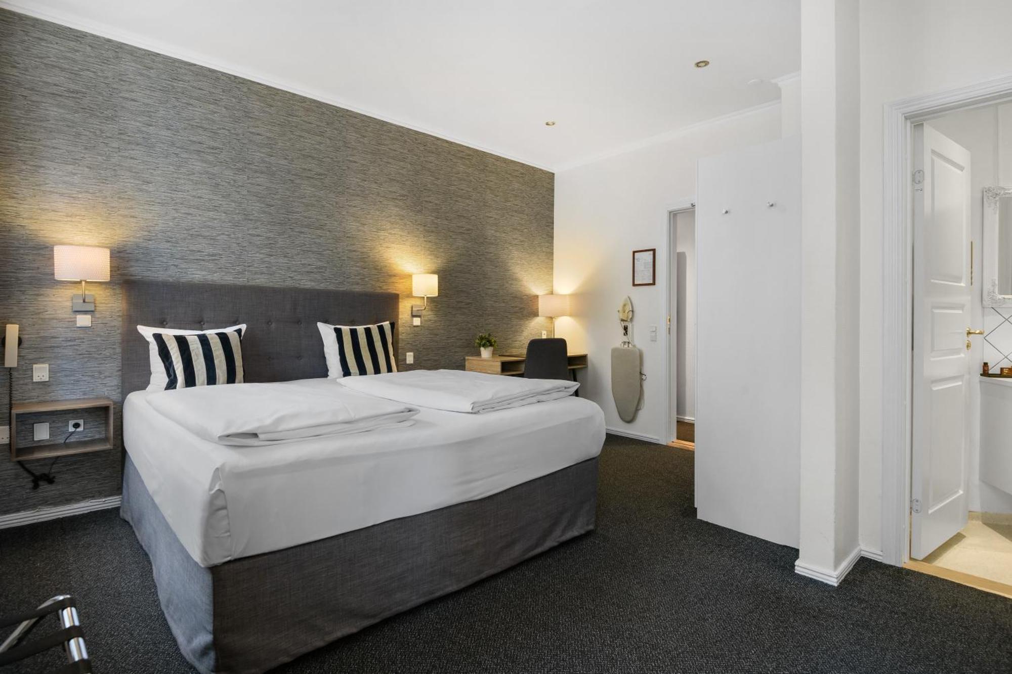Comfort Double or Twin Room