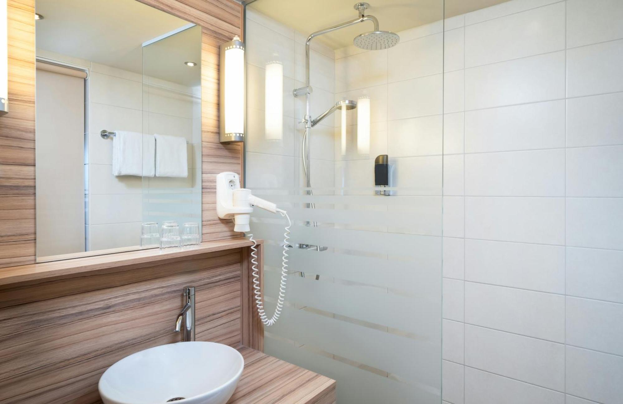 Comfort Twin Room