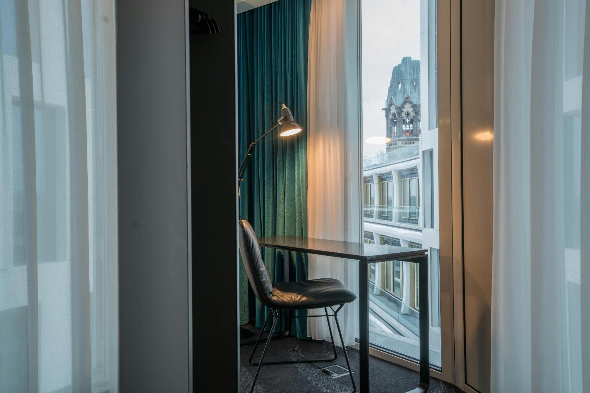 Deluxe Room View,1746997626:JPEG