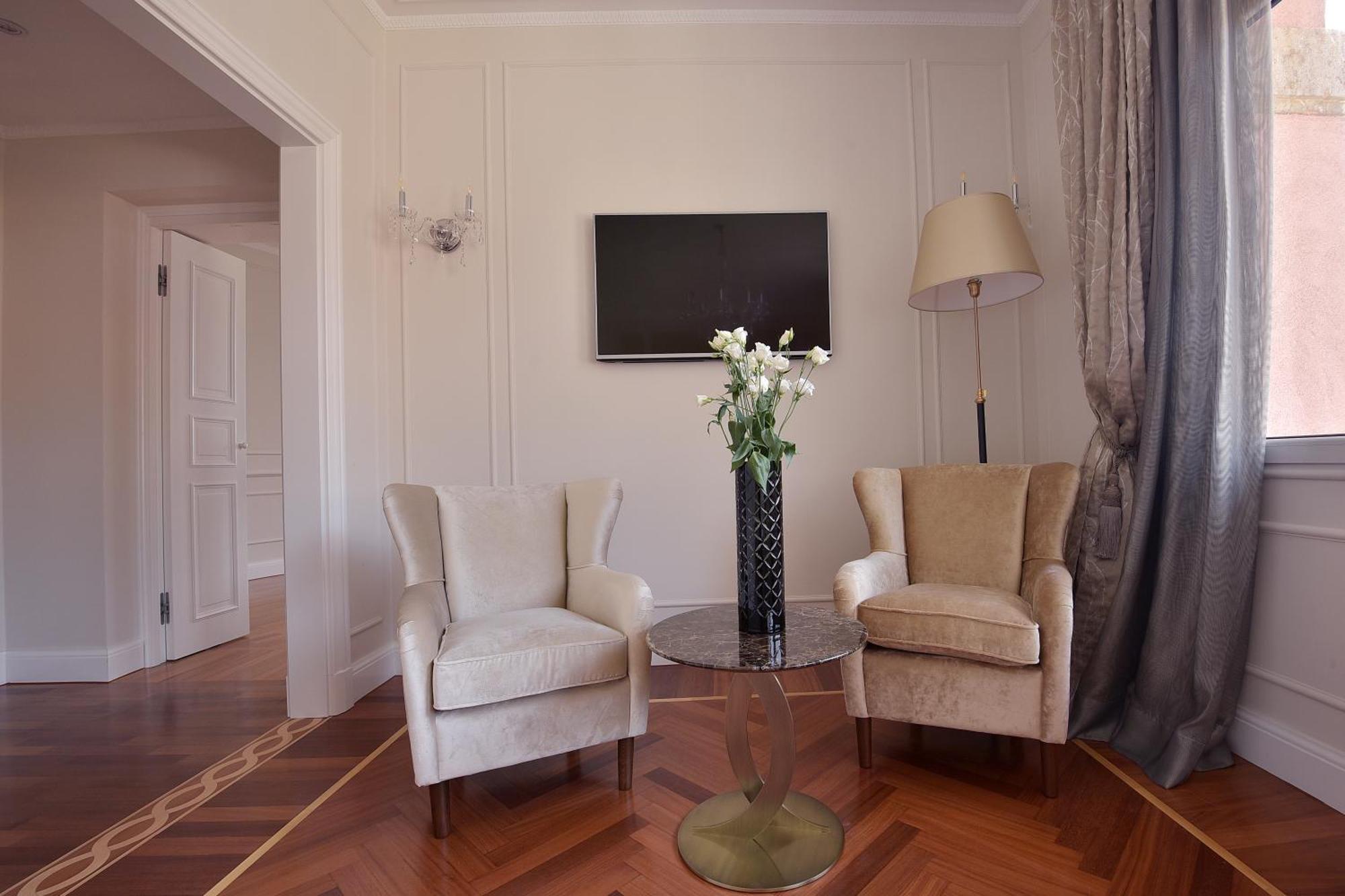 Deluxe Suite Sea View