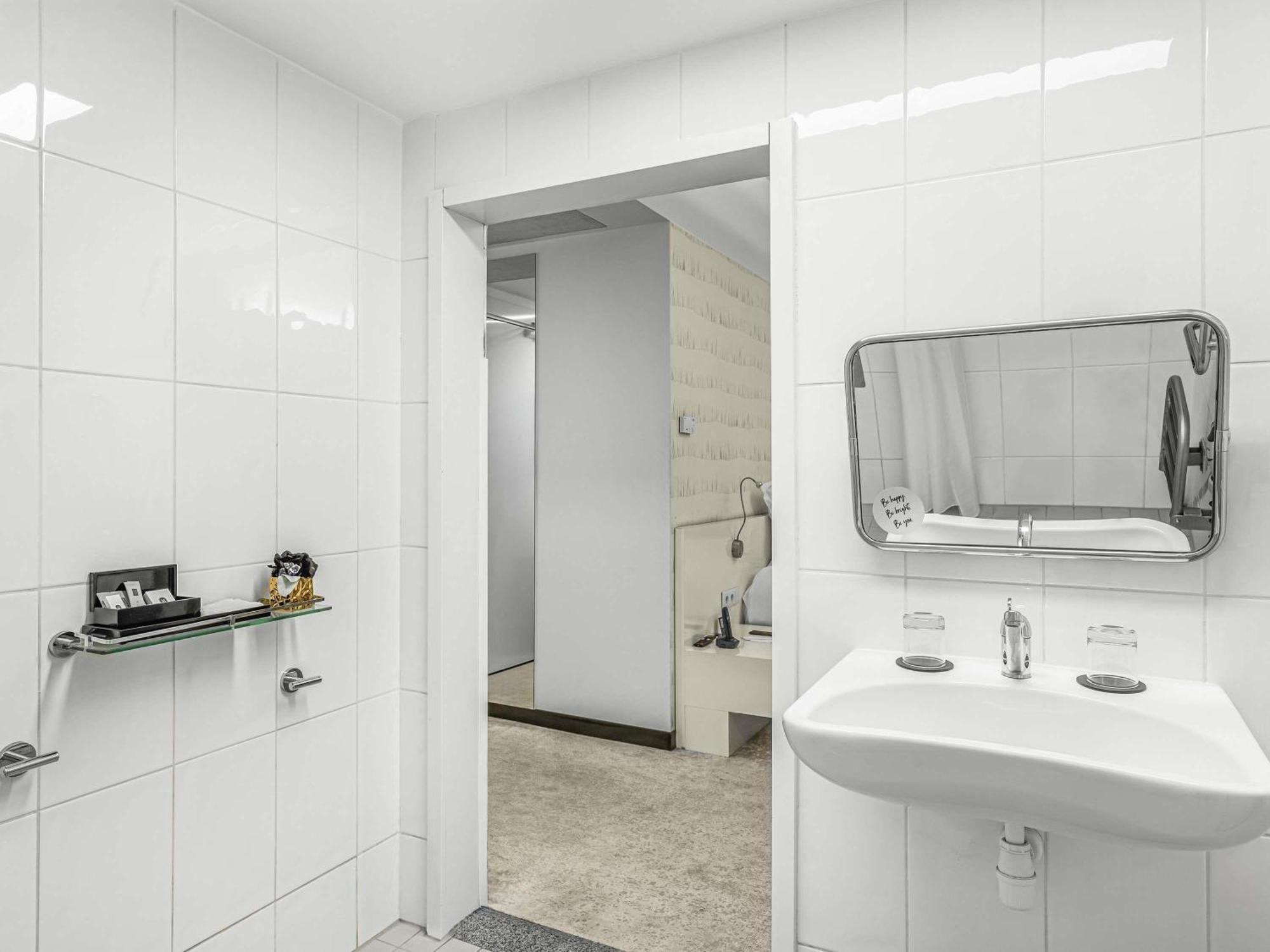 Accessible Room,1758353773:JPEG