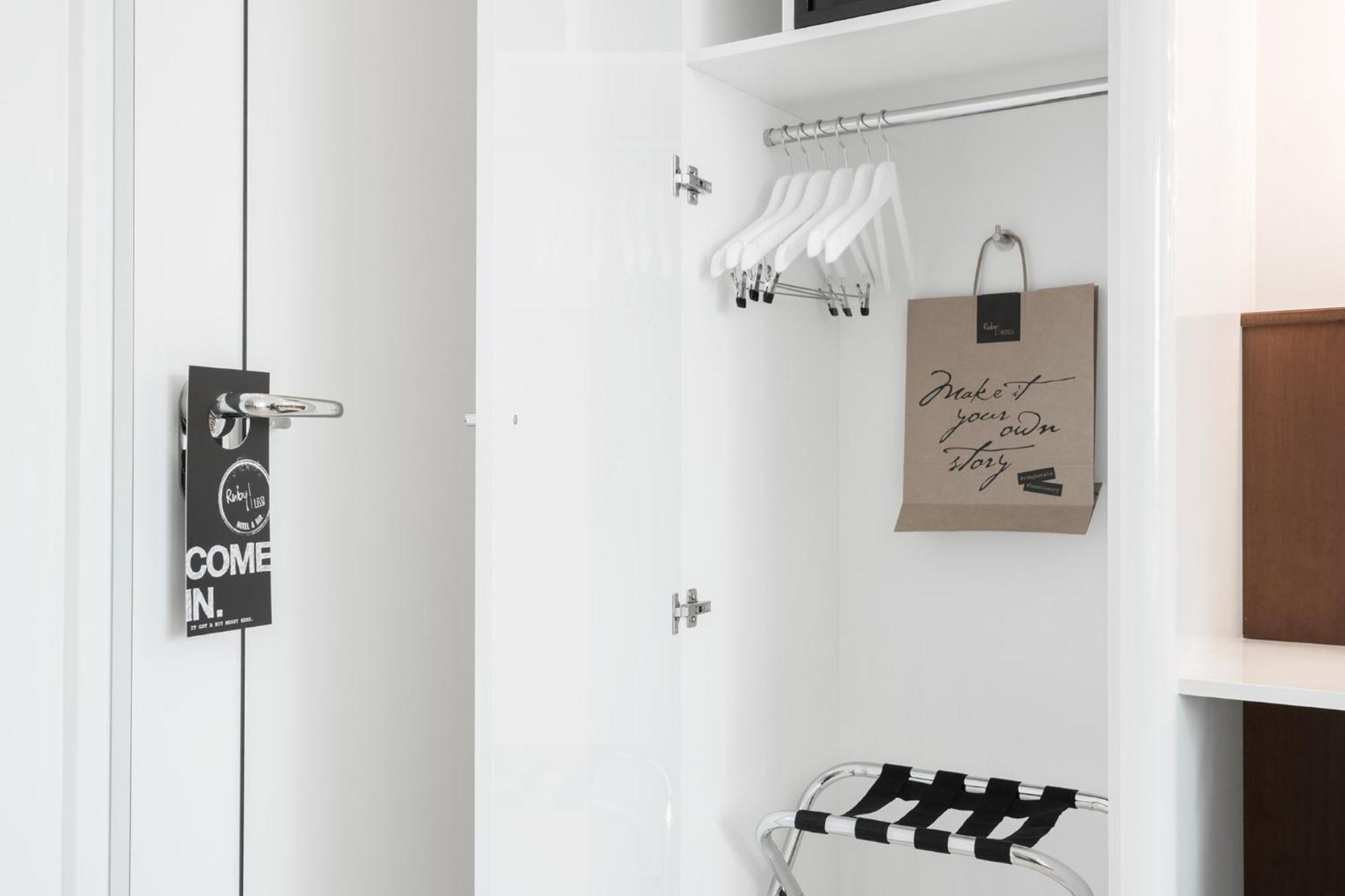 Lovely Room
