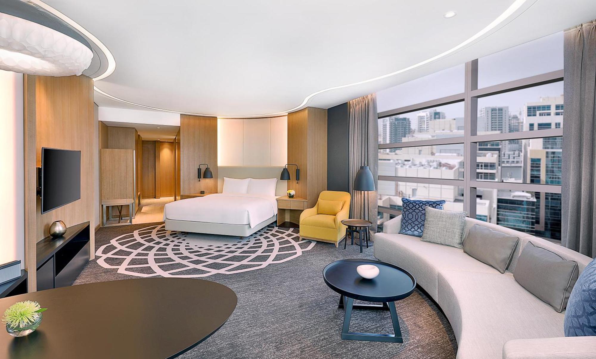 Corner Junior King Suite