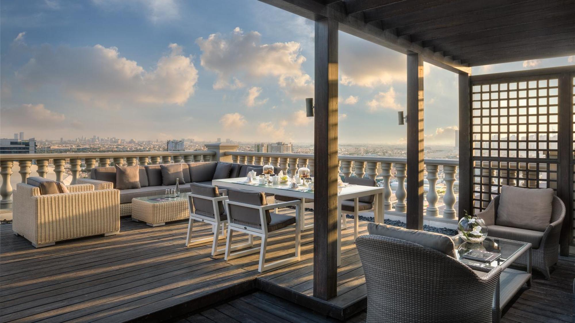 Diplomatic Suite Access to Snow Park Ski Dubai 2 Private Butler Lounge Access including Afternoon Tea Evening Cocktail Hours Soft Refreshments & Canapes