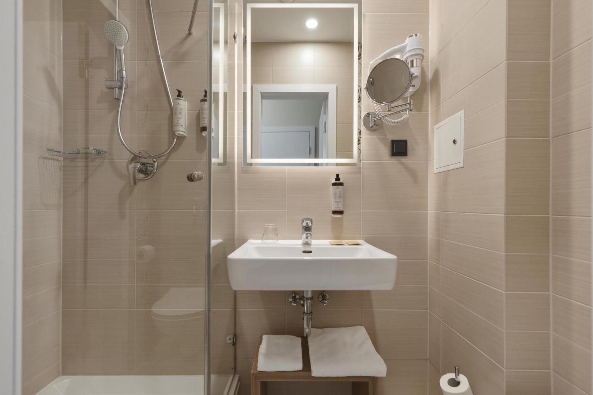 Modern Single Room