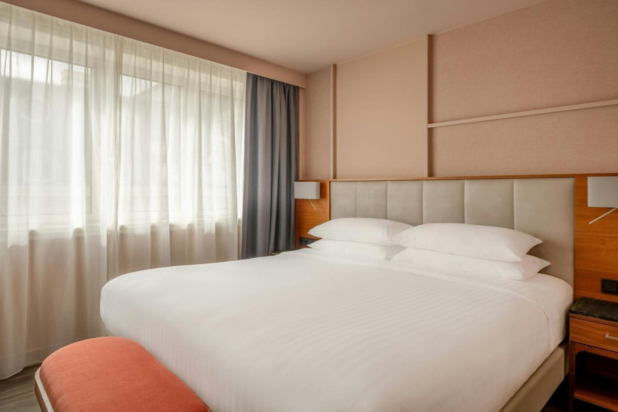 Park Suite M Club lounge access 1 Bedroom Suite 1 King