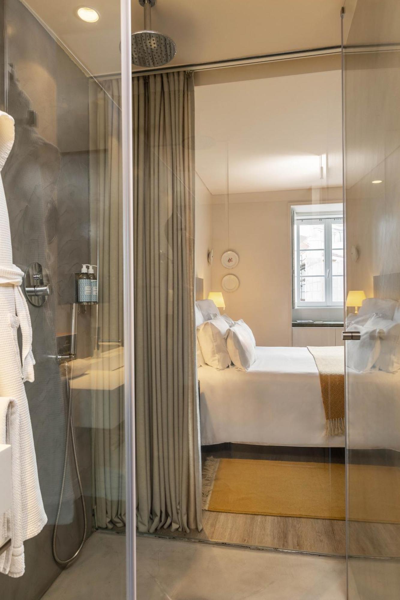 Standard Twin or Double Room