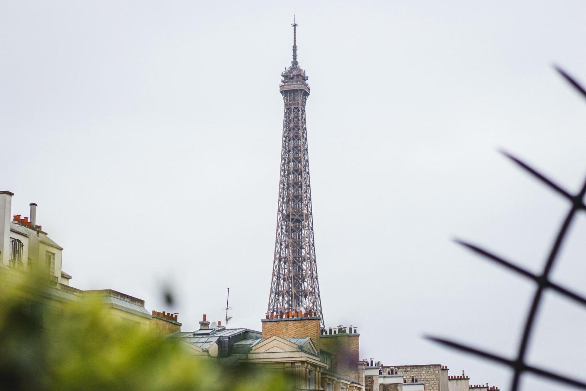 Executive Room Eiffel Tower View
