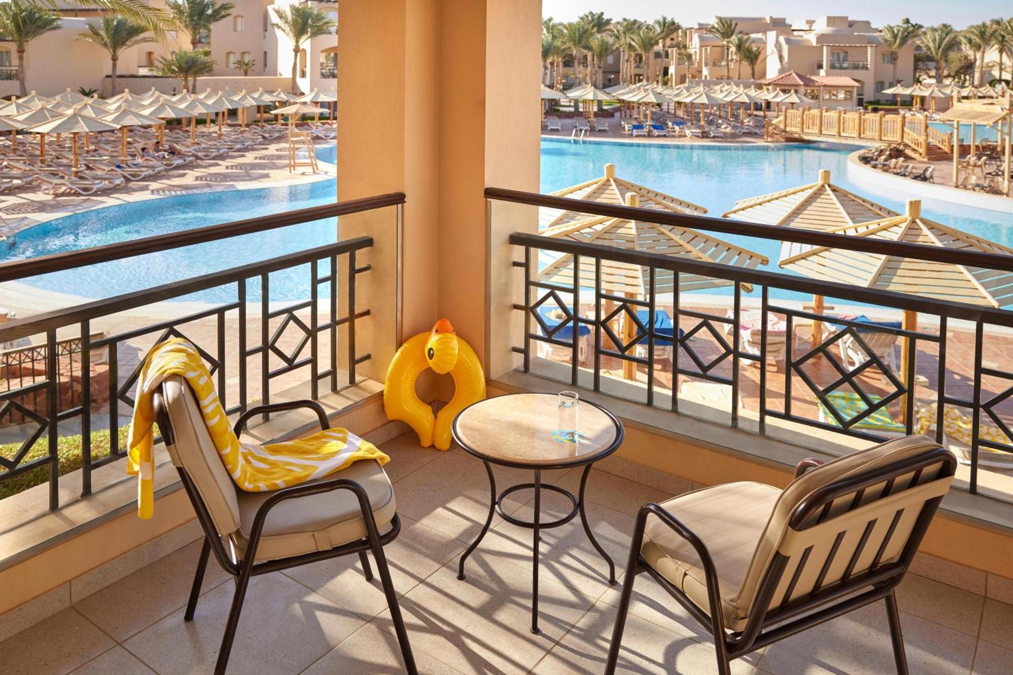 Superior Queen or Twin Room Pool View