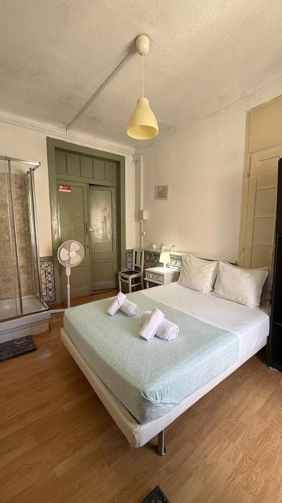 Double Room Balcony Shower
