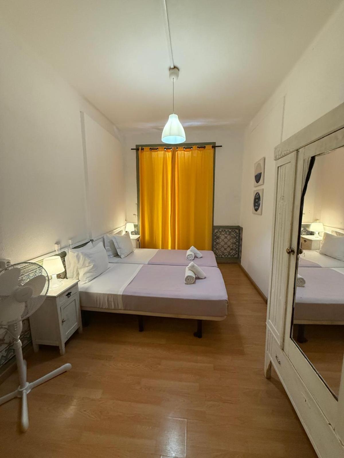 Double or Twin Room Private Bathroom