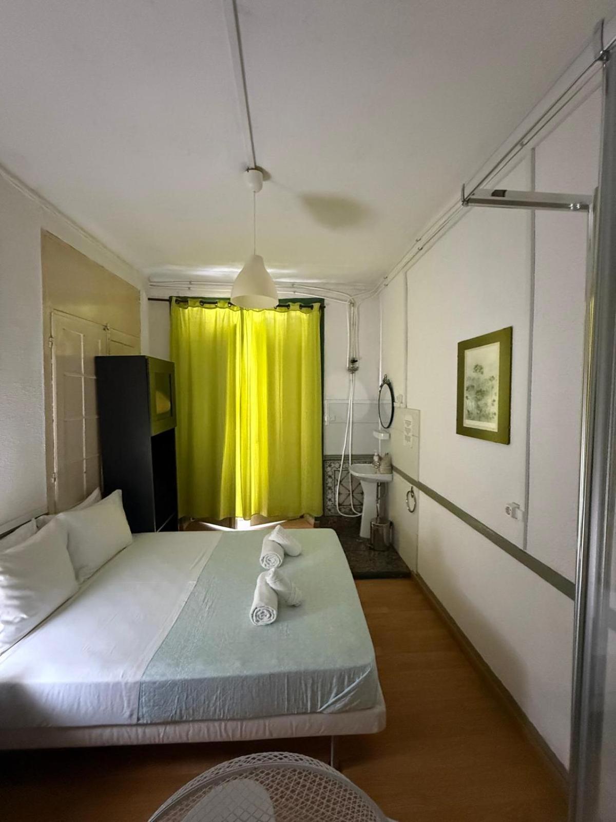 Double Room Balcony Shower