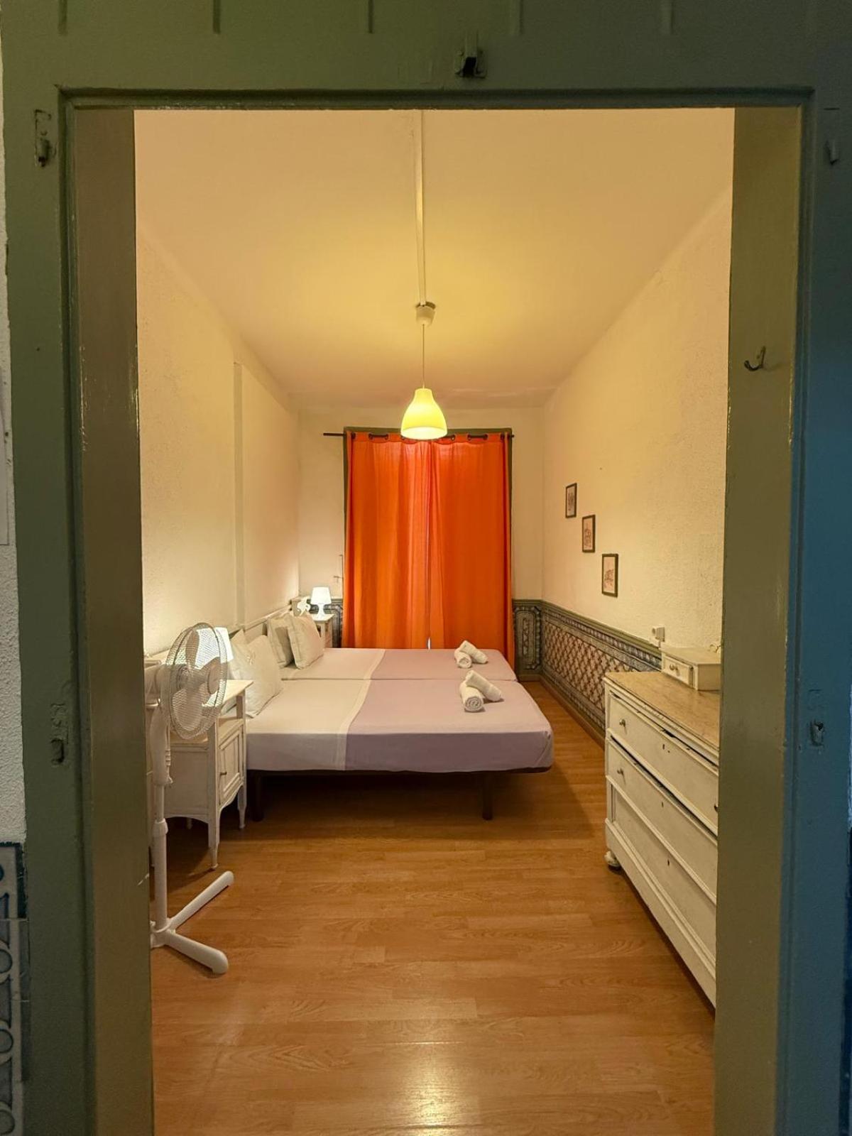 Double or Twin Room Private Bathroom