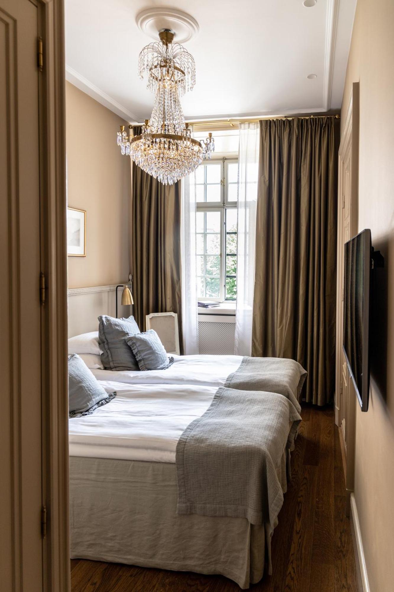 Small Double Room