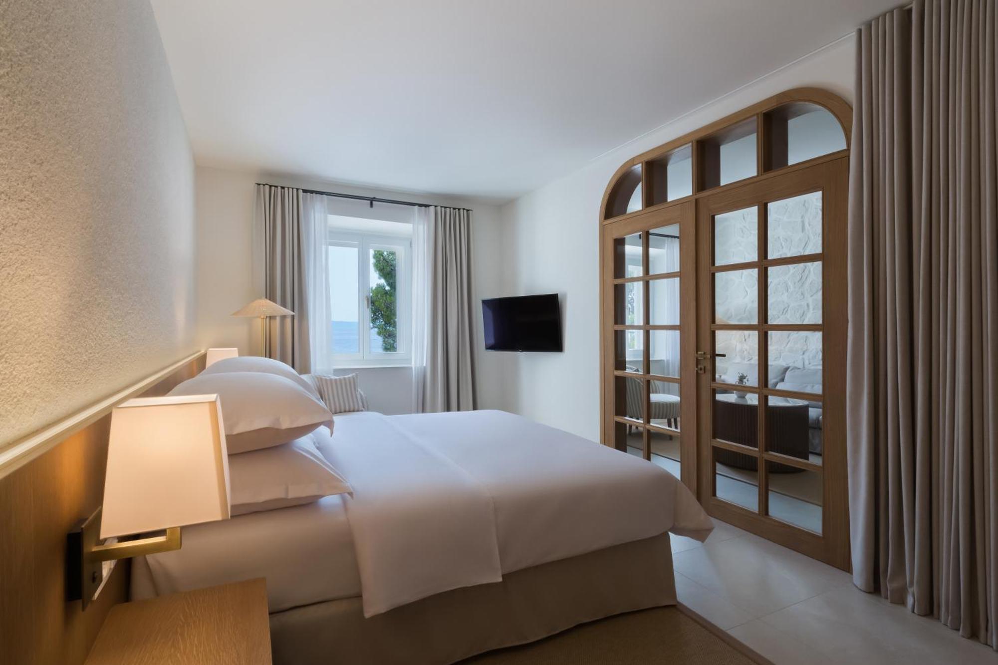 Junior Suite Sea Side View