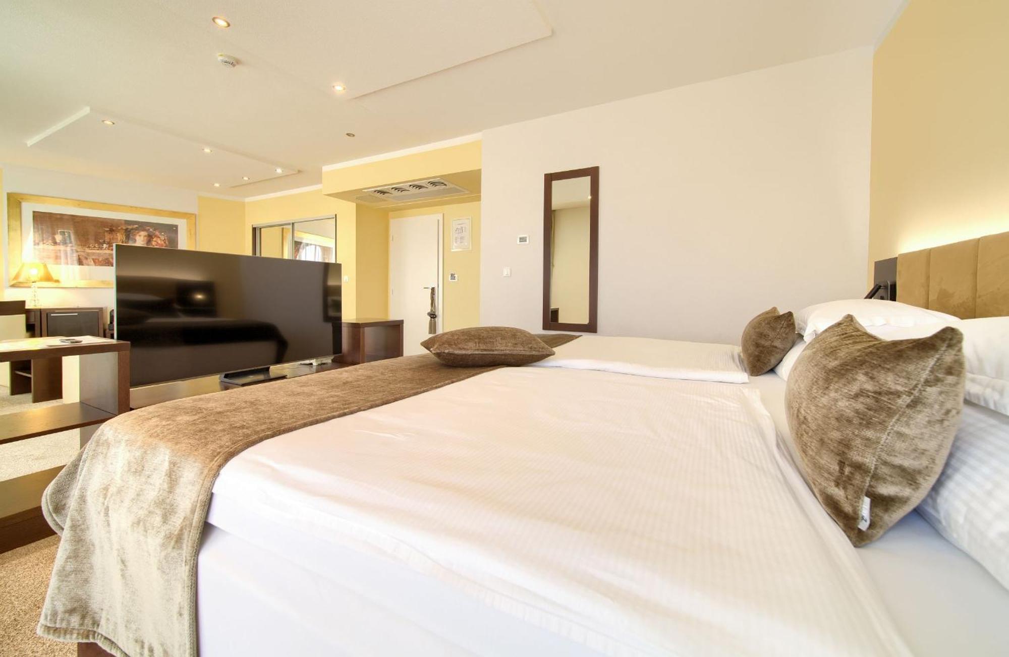 Deluxe Suite Sea View