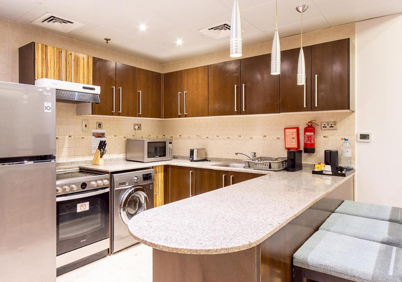 Premiere One Bedroom Apartment