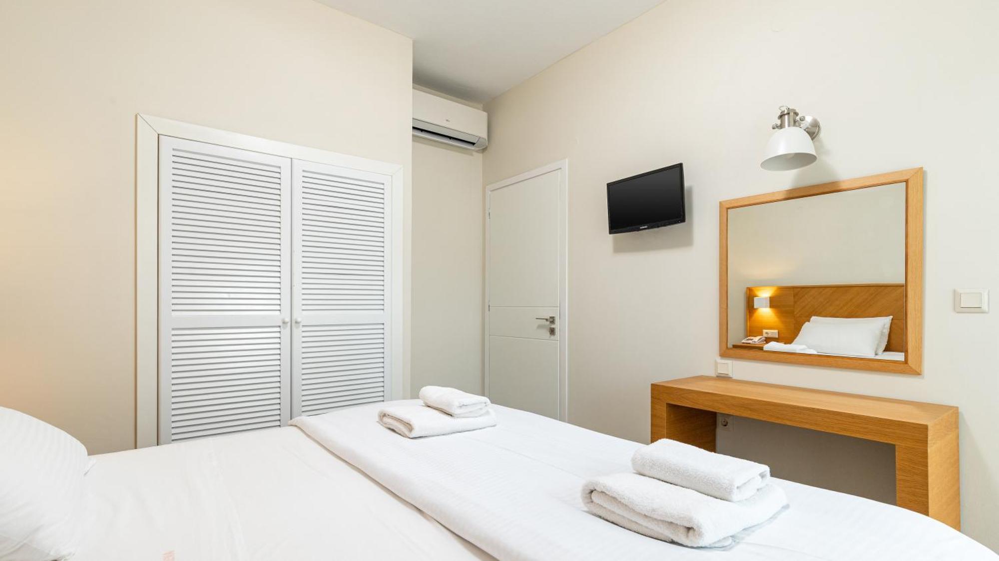 One-Bedroom Deluxe Apartment Balcony