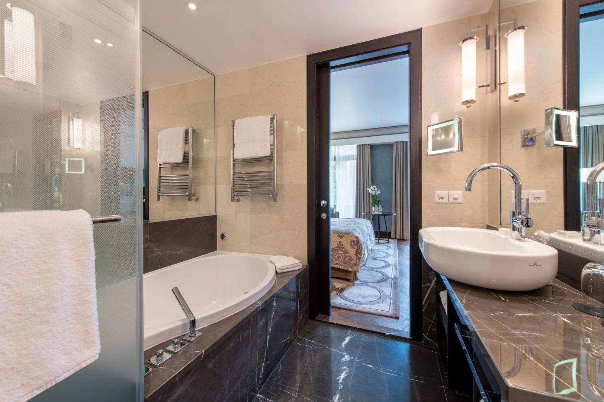 Savoy Executive room Lake view