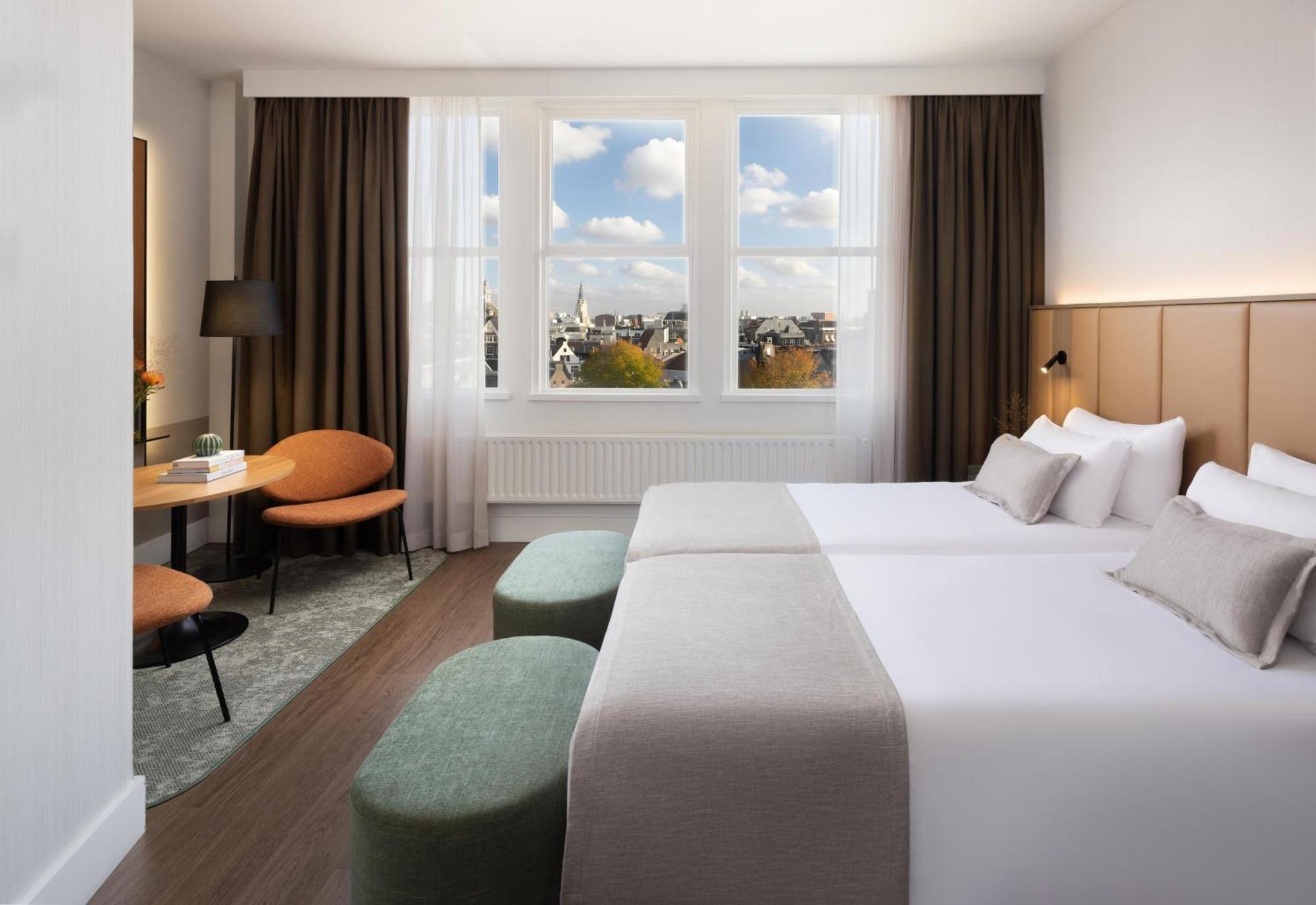 Standard Double or Twin Room City View