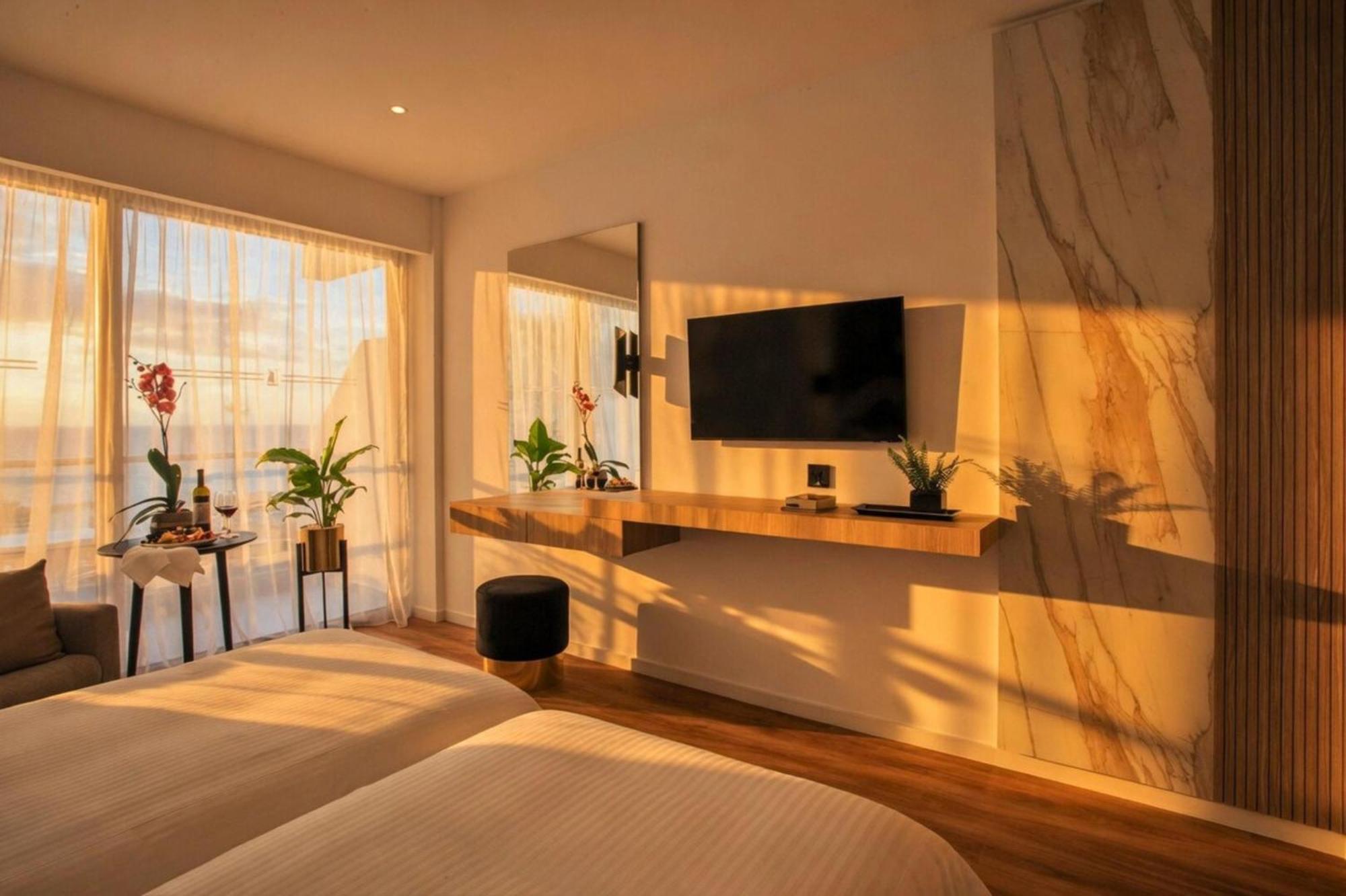 Superior Double or Twin Room Sea View