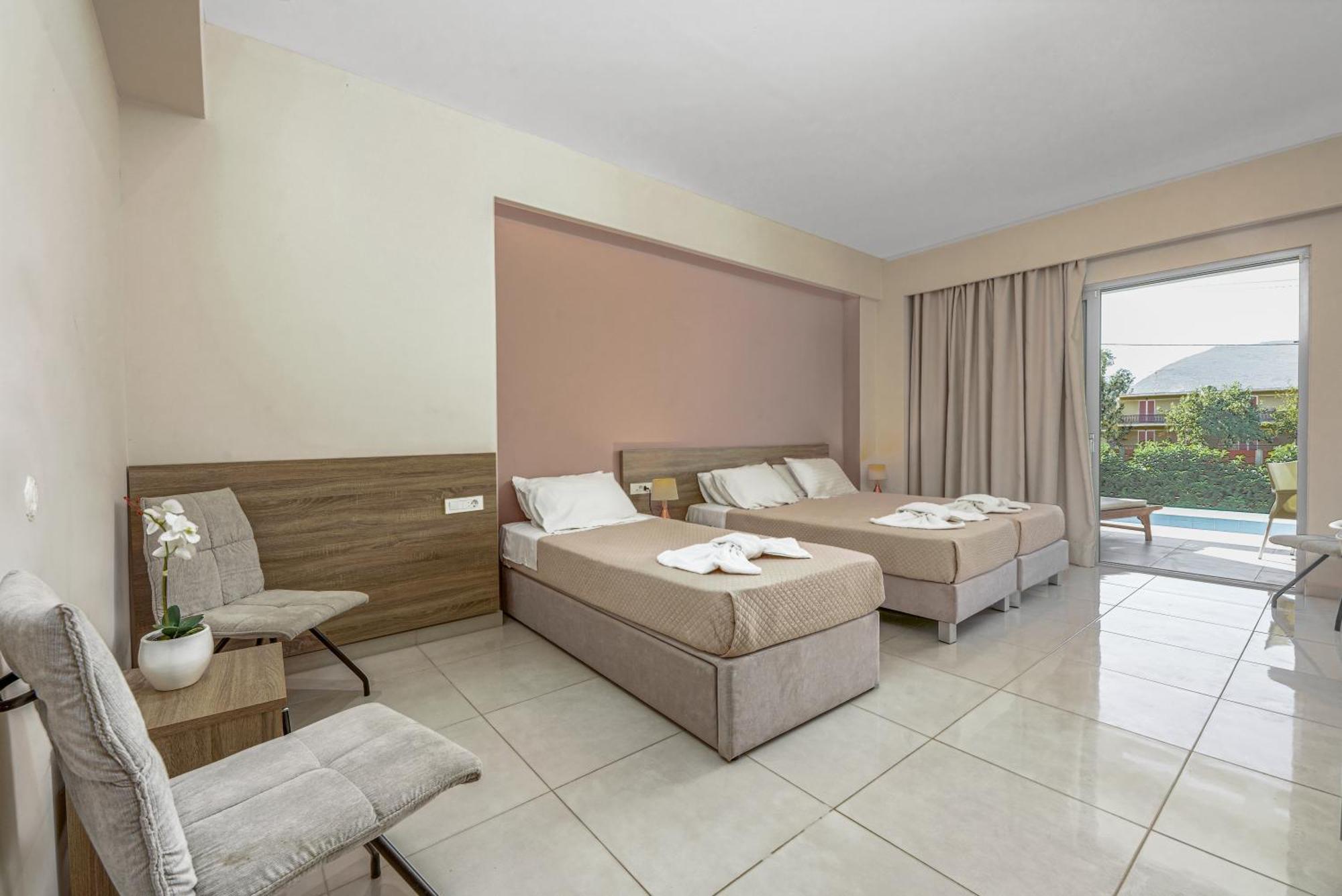 Junior Suite Private Pool