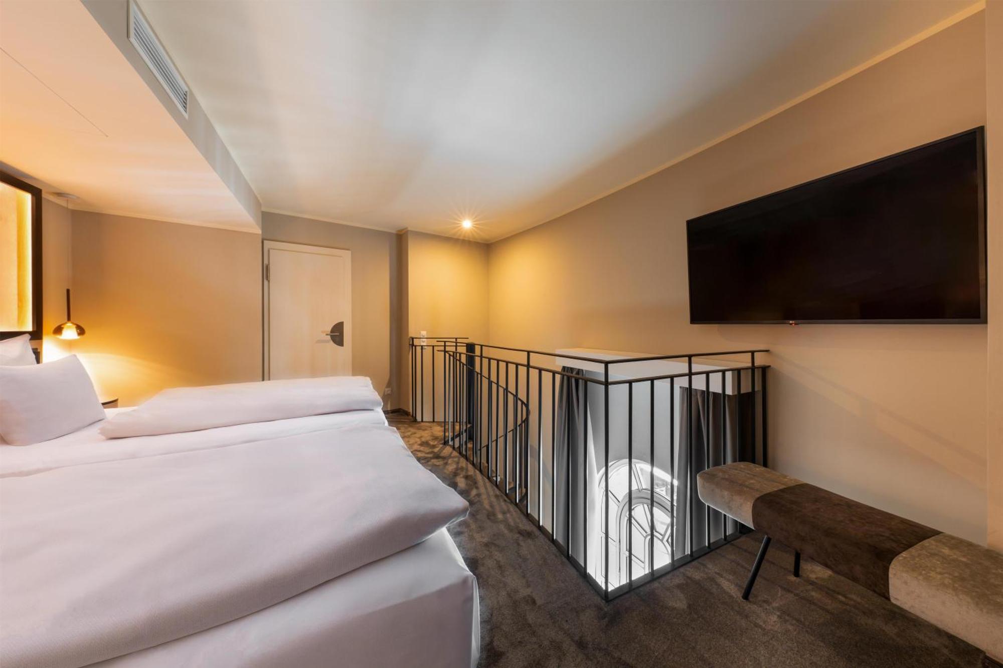 Dwupoziomowy Apartament z łóżkiem typu king-size