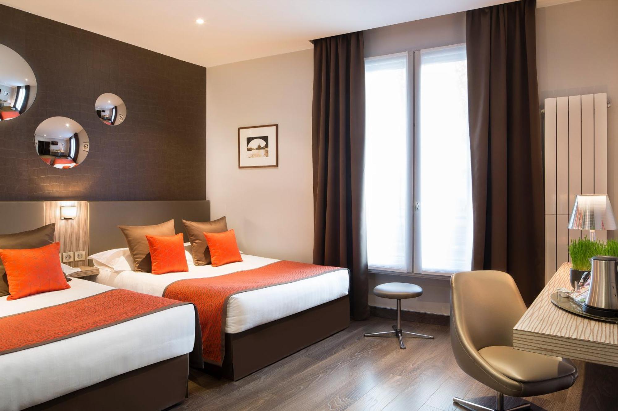 Luxury Triple Room