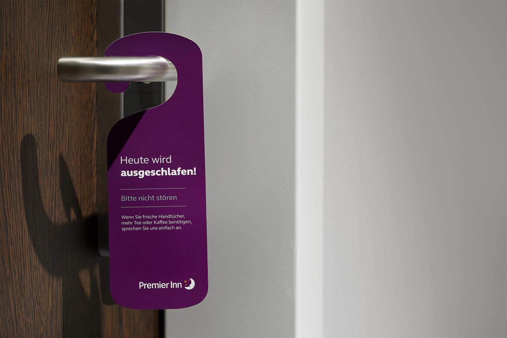 Dostępny pokój z 2 łóżkami pojedynczymi i prysznicem typu walk-in