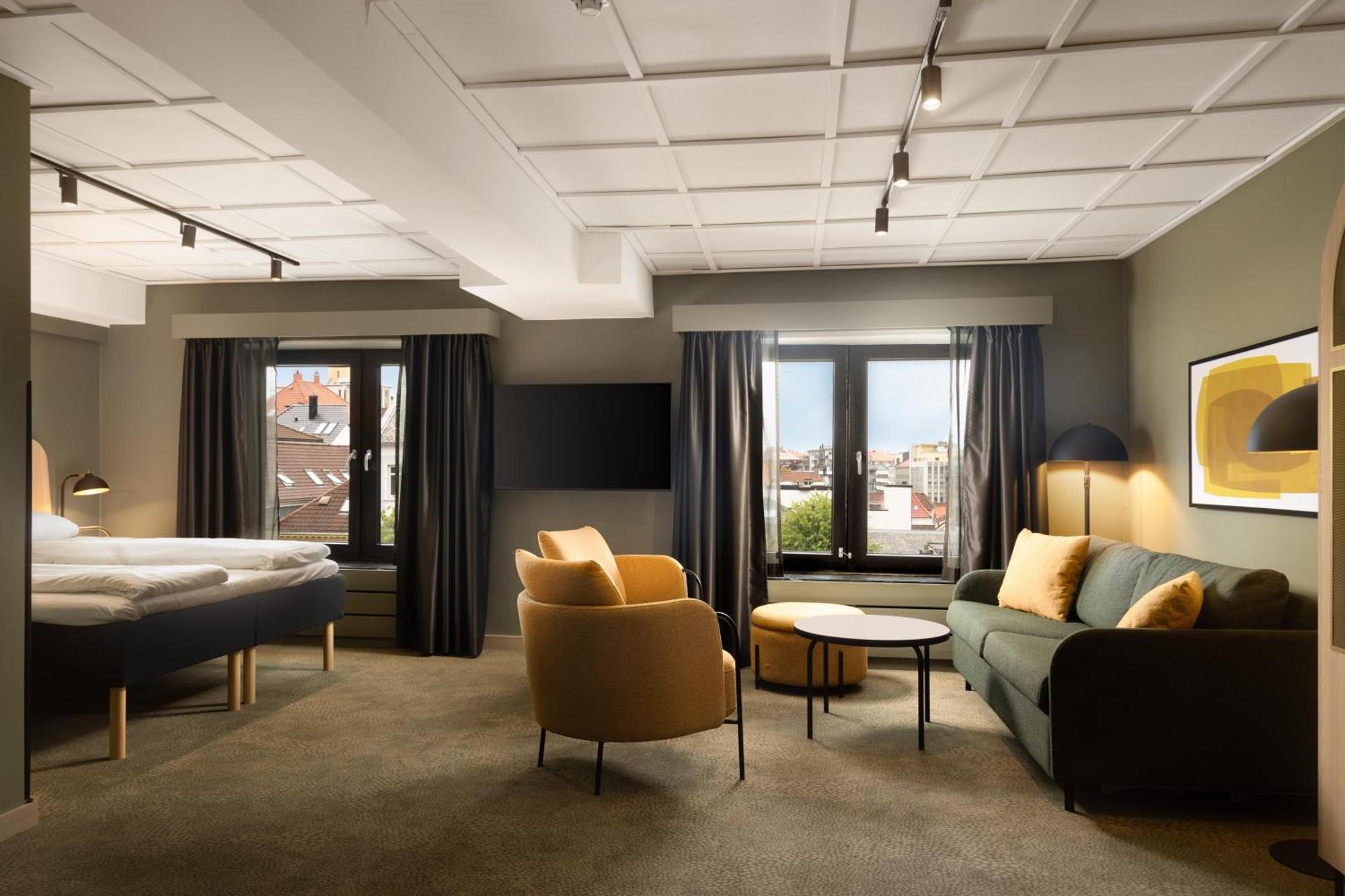 Junior Suite