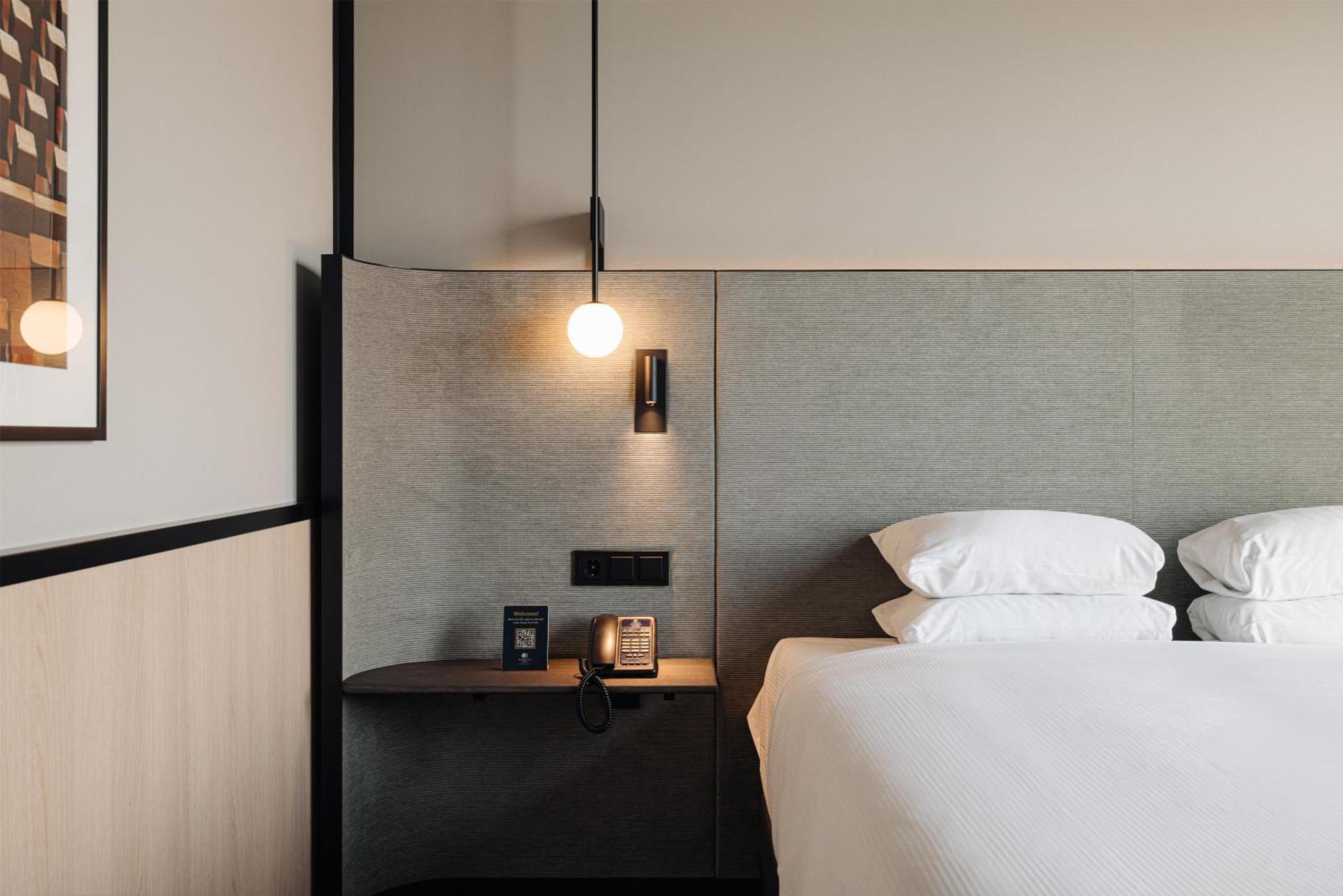 One-Bedroom Suite City View