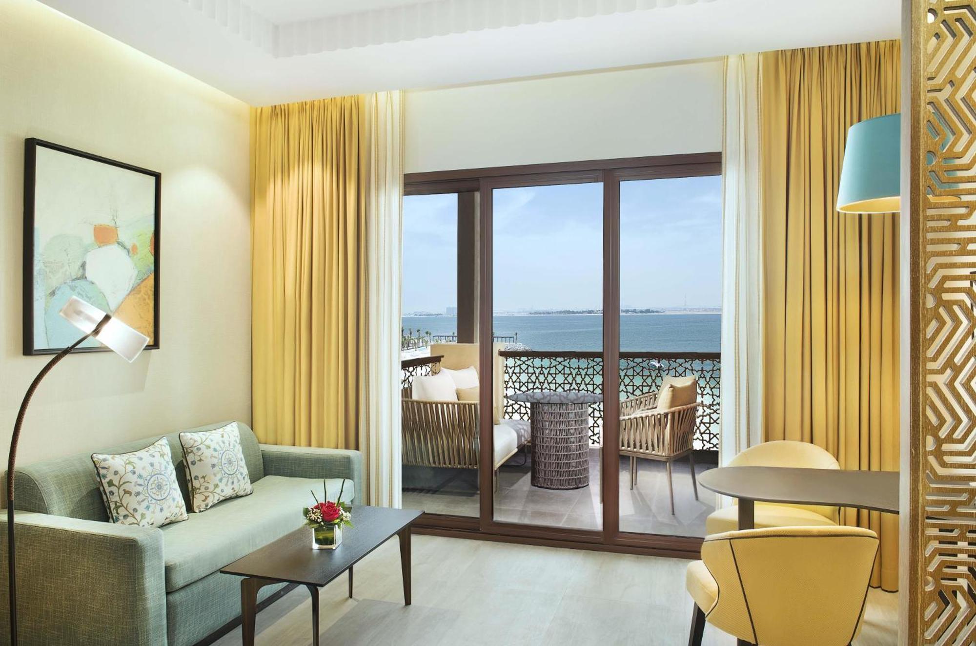 Family Interconnecting Room Bay Club Sea View