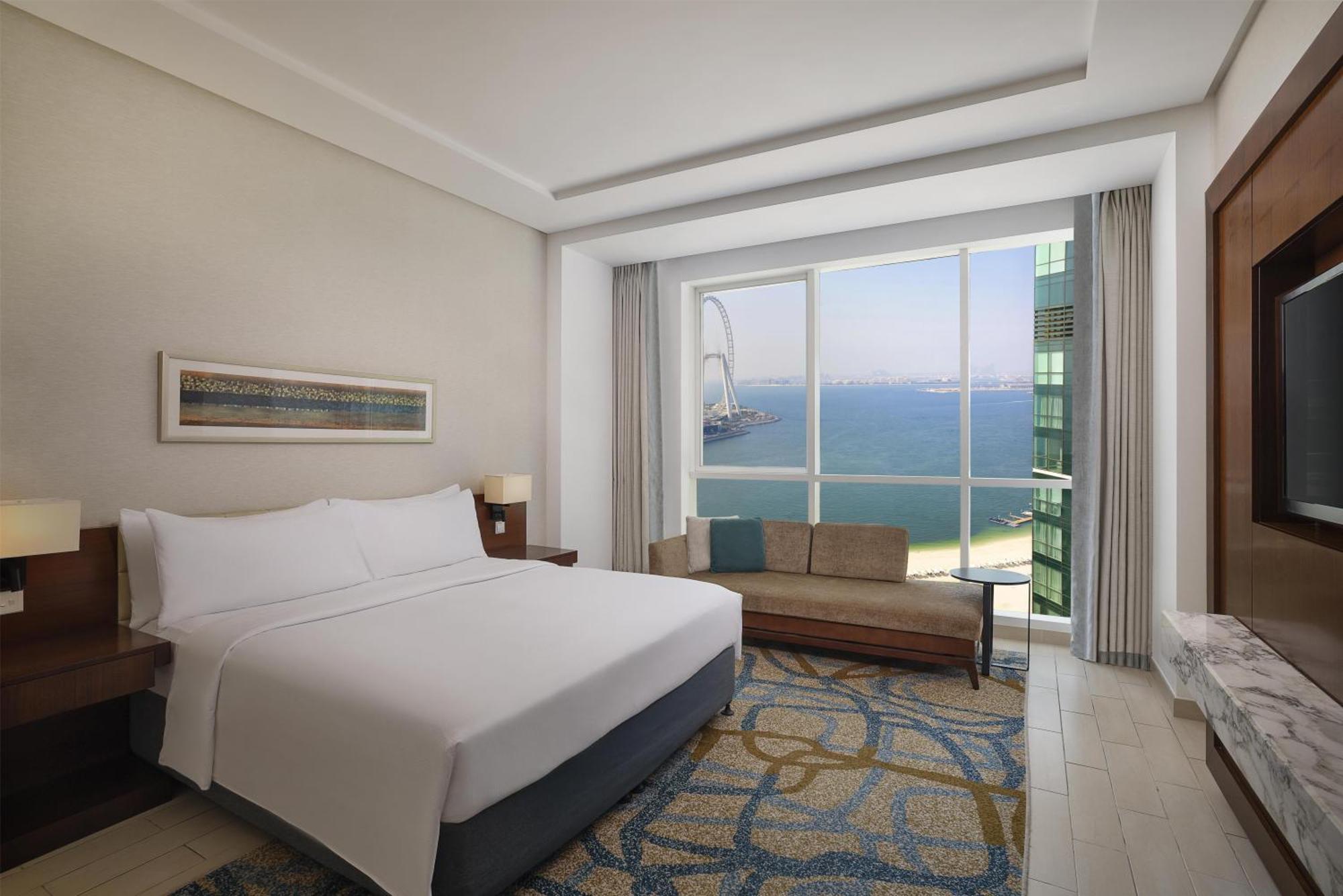 Two-Bedroom Suite Sea View