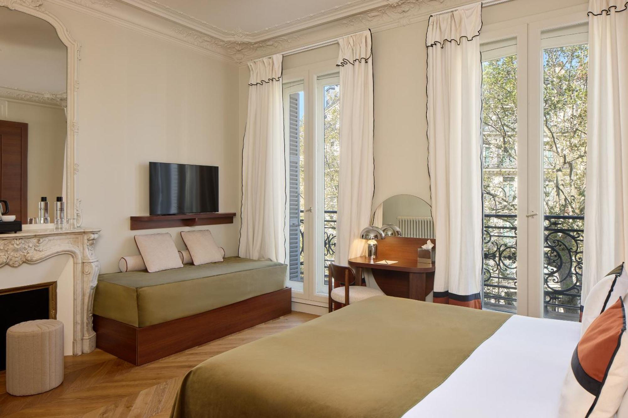 Executive Room