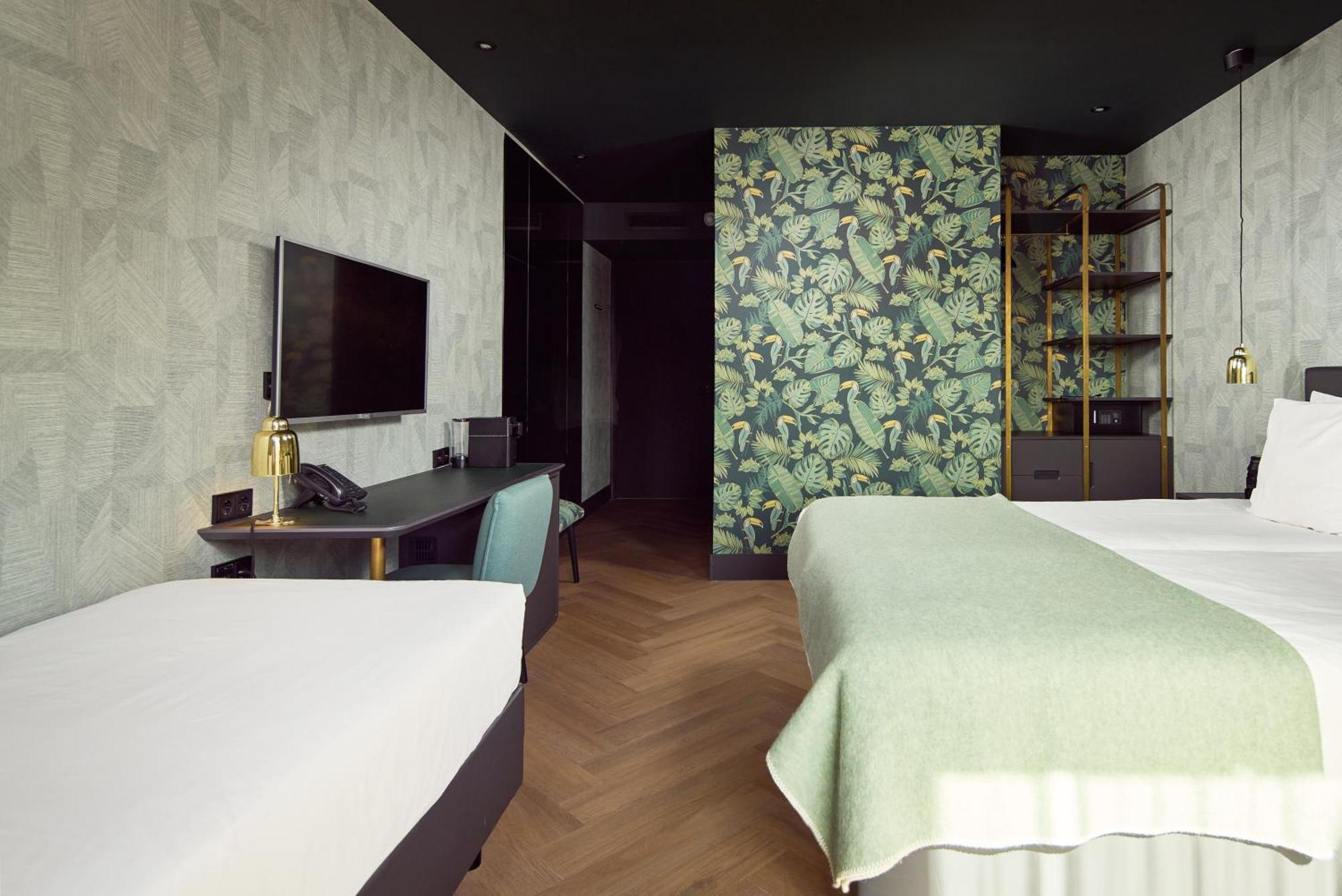 Comfort Triple Room