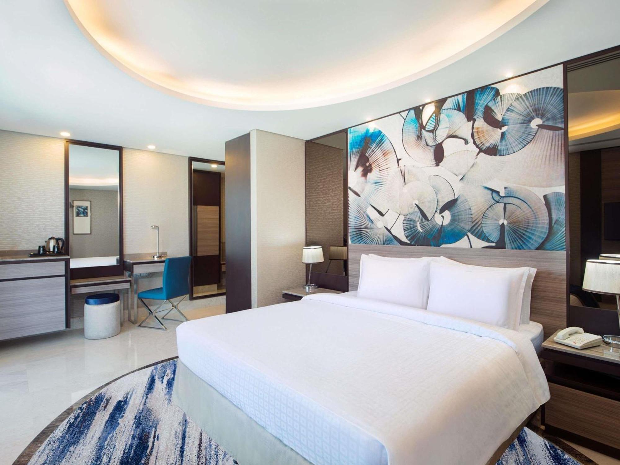 Deluxe king bed room,1765995243:JPEG
