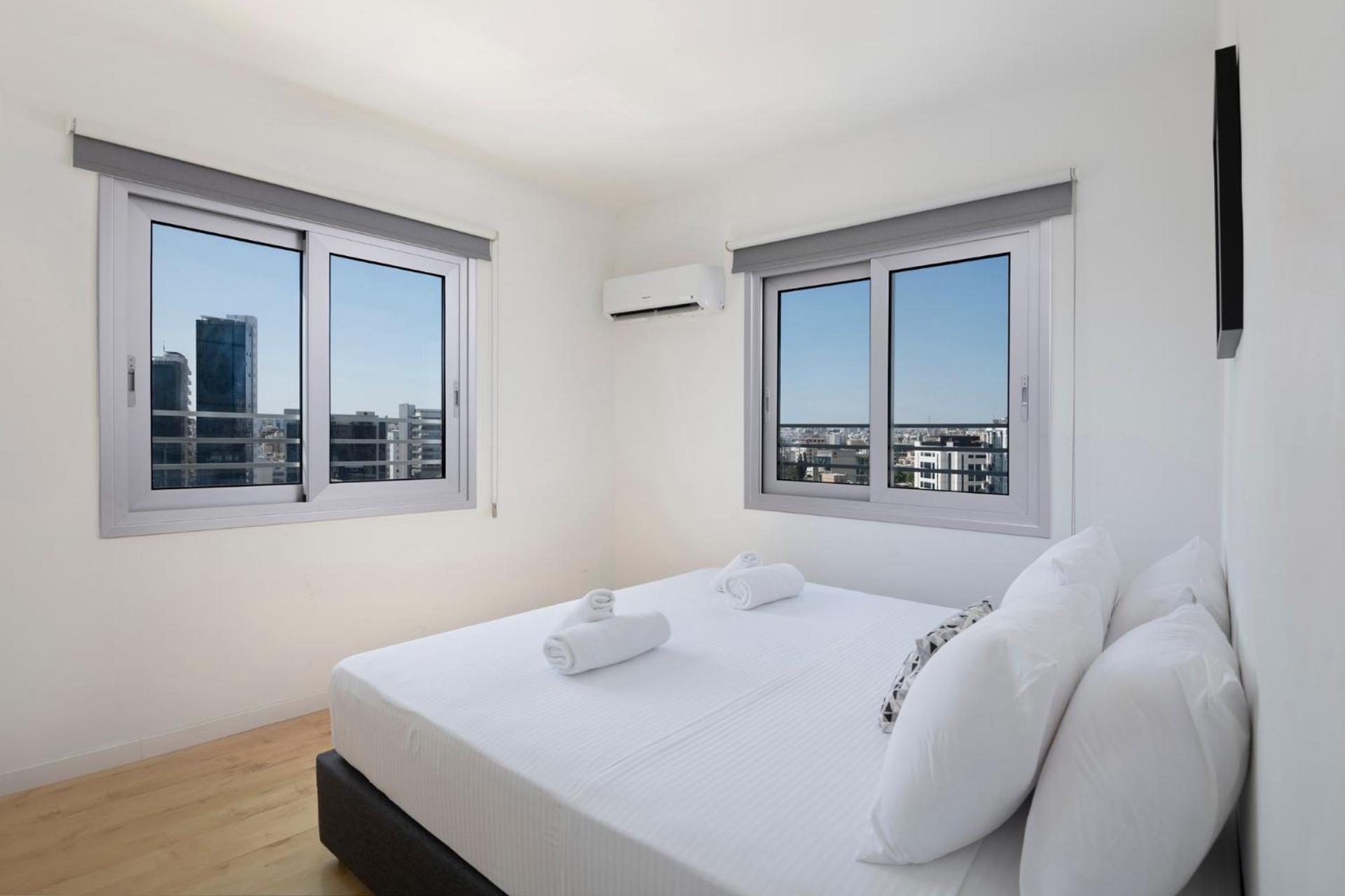 Two-Bedroom Apartment City View