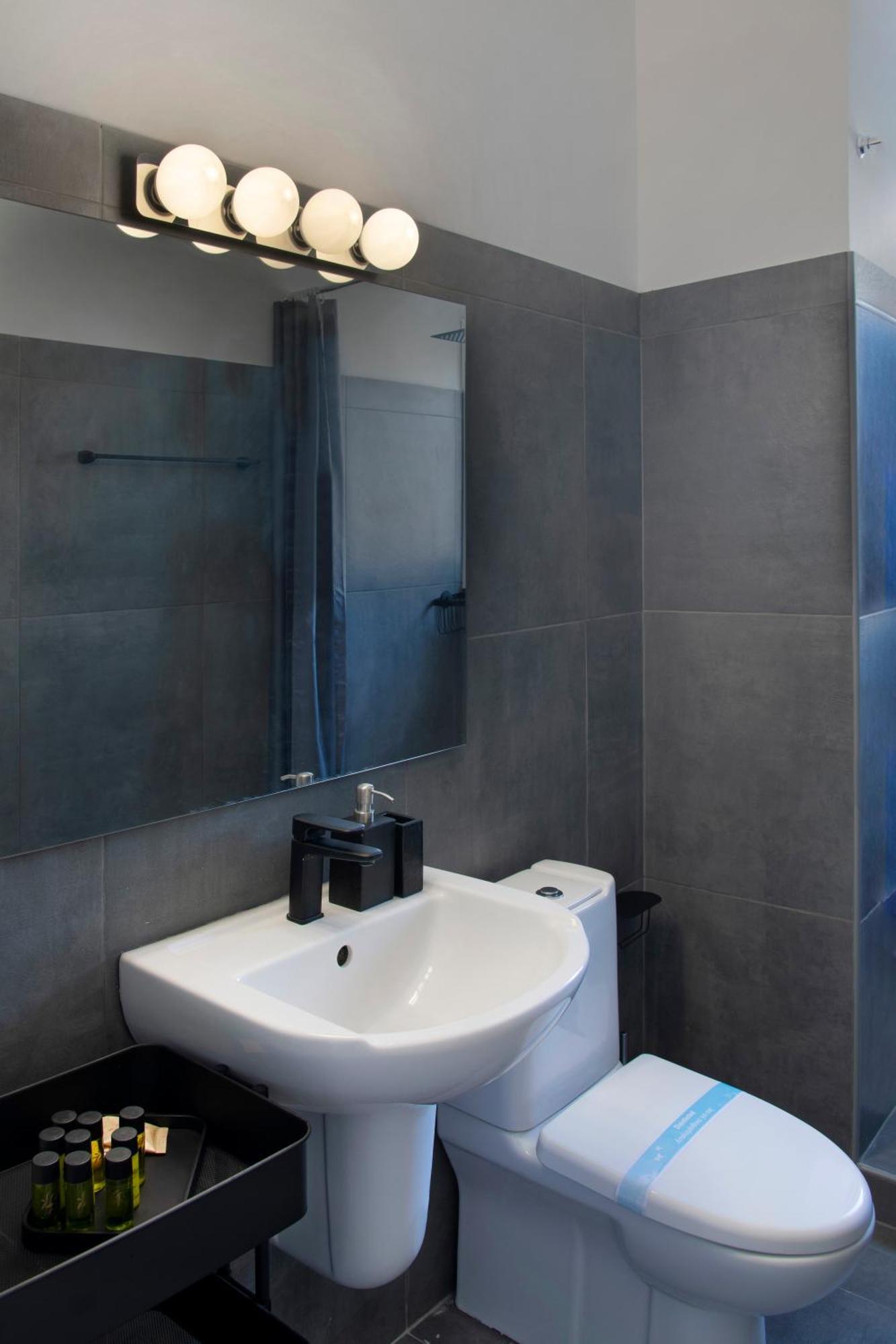One-Bedroom Standard Apartment