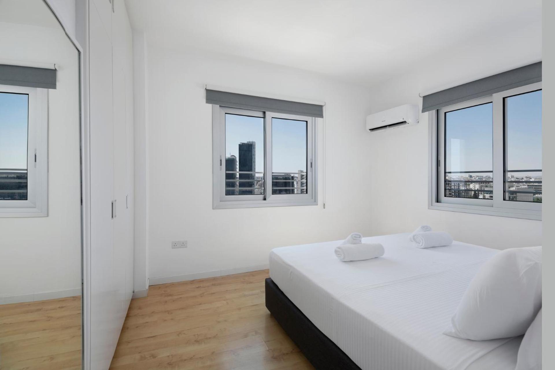 Two-Bedroom Apartment City View