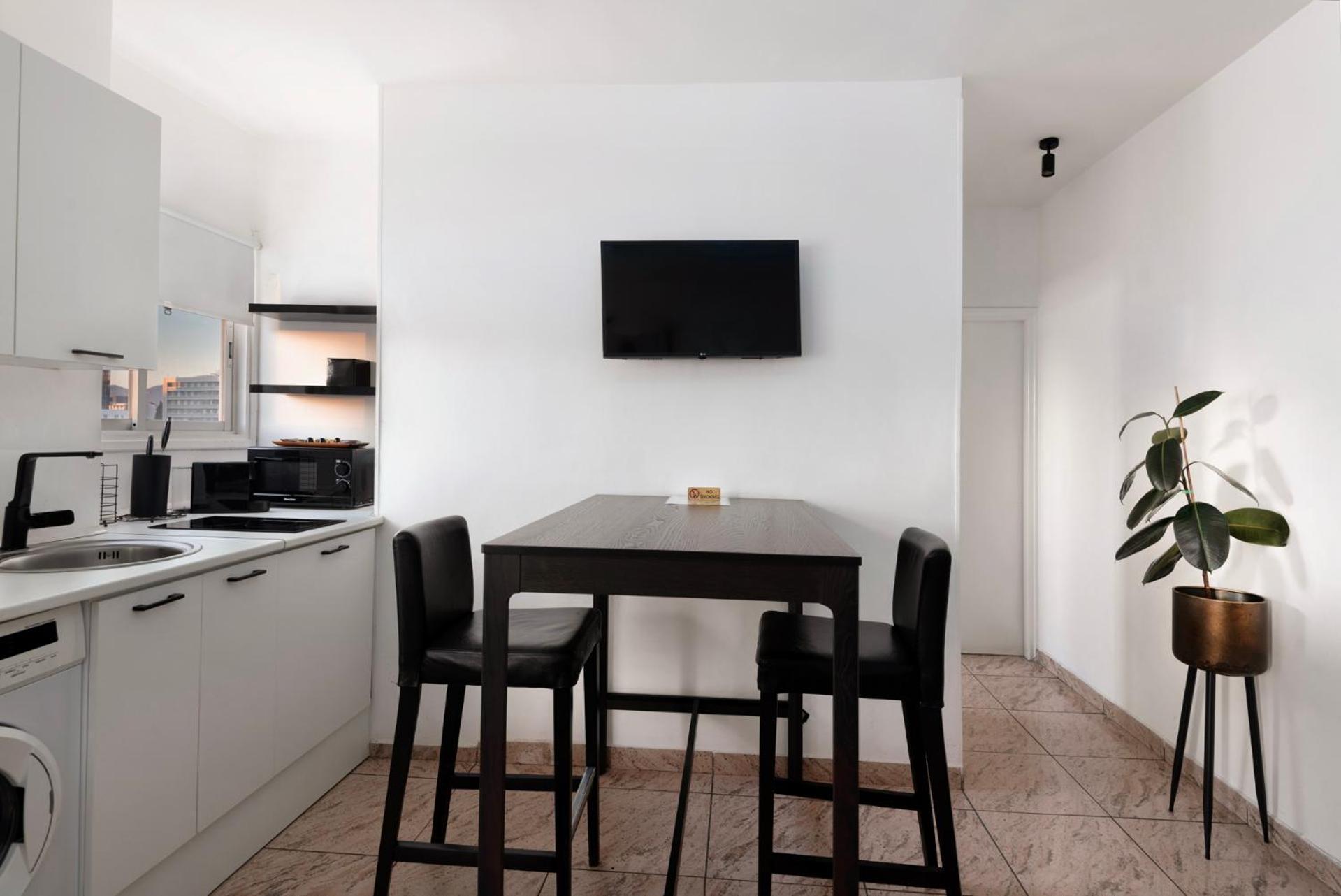 One-Bedroom Standard Apartment