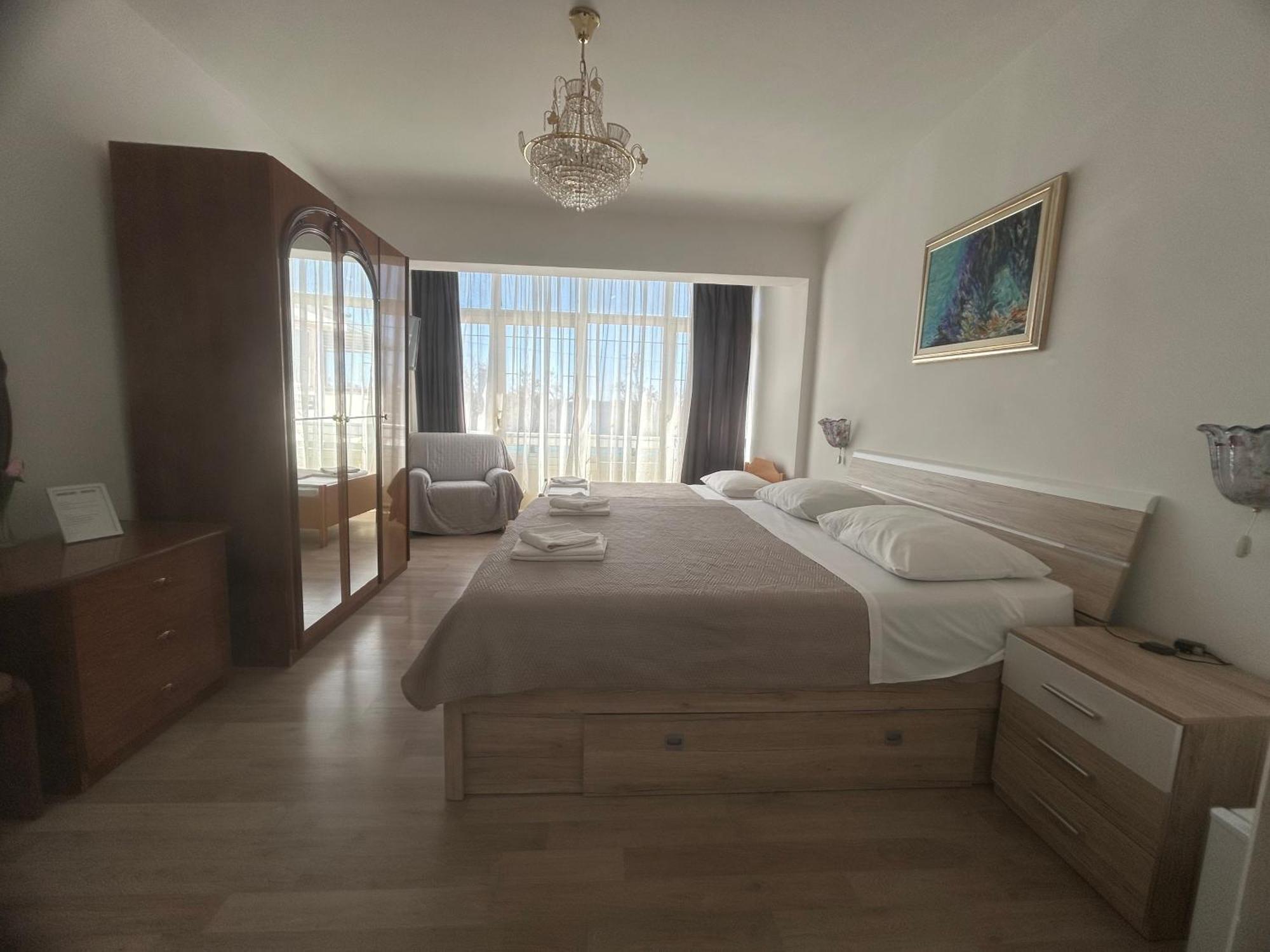 Standard Triple Room Sea View