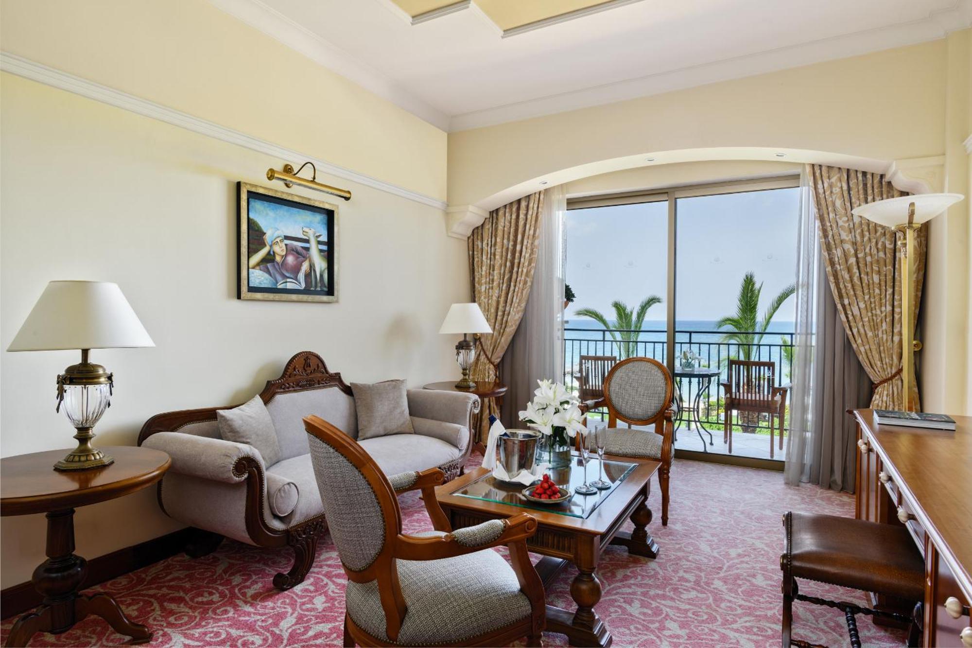 The Queen Verenikis Suite