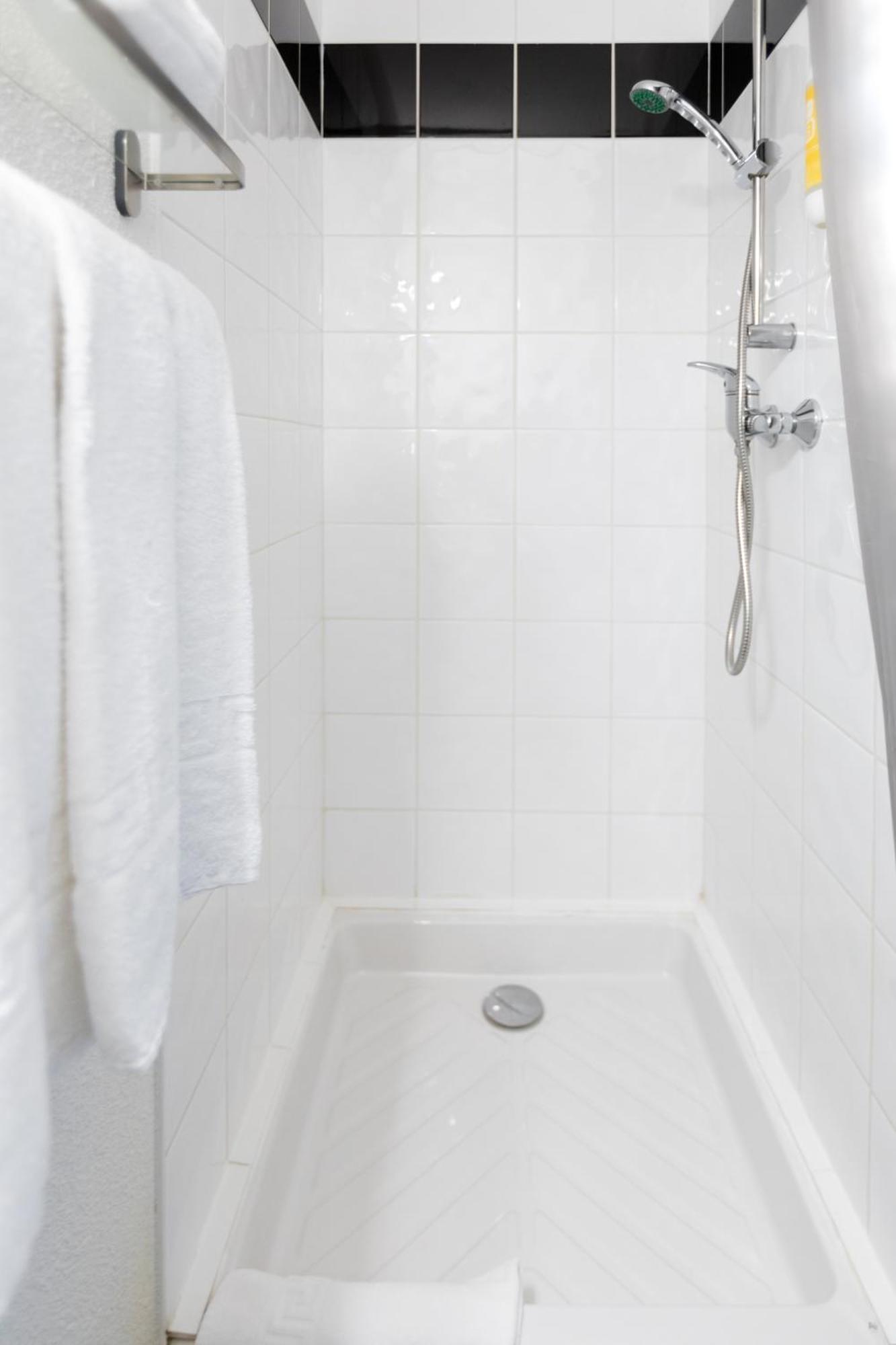 Twin Room without Air Conditioning